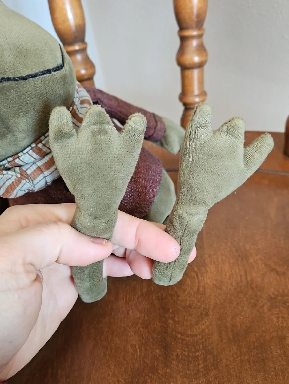 Jellycat Riverside Rambler Frog Plush - Picture 15 of 16